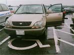 幅が広く車椅子を横に置ける